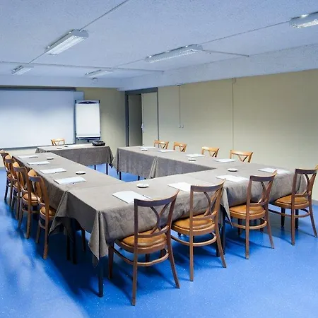 Kyriad Grenoble Sud - Hotel Seyssins