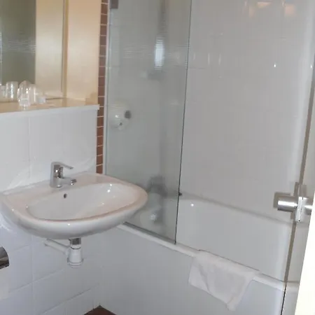 Kyriad Grenoble Sud - 3*