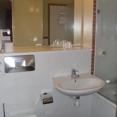 Hotel Kyriad Grenoble Sud - Seyssins